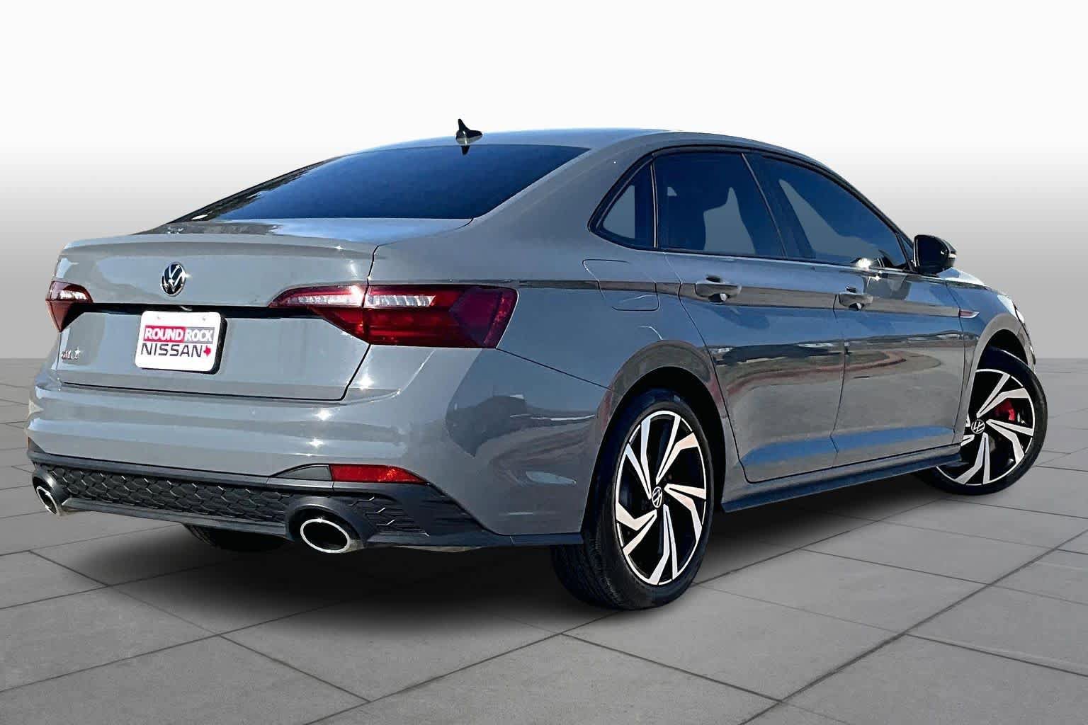 Used 2024 Volkswagen Jetta GLI Autobahn image 13