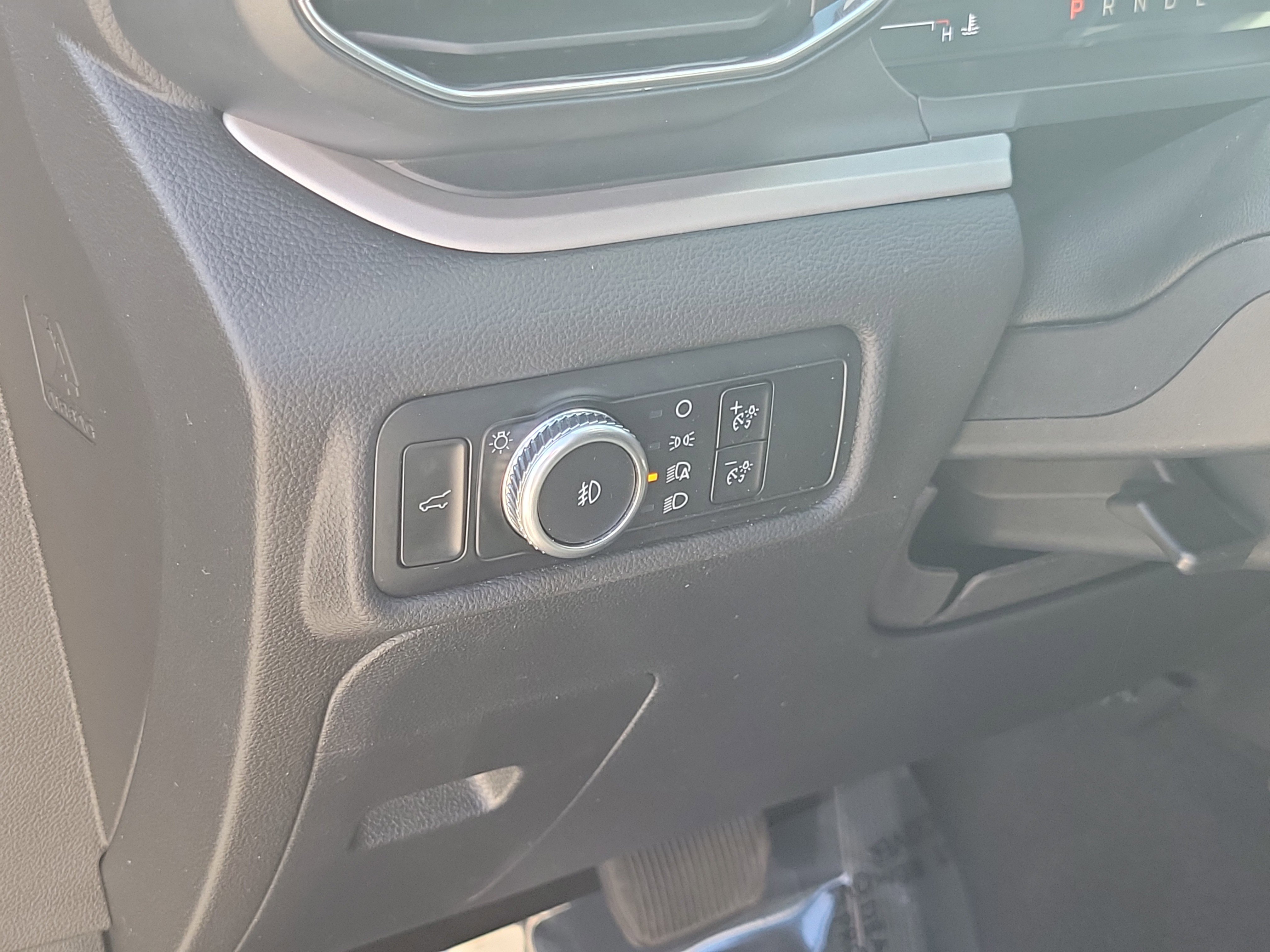 Used 2023 Ford Explorer XLT w/ Equipment Group 202A image 24