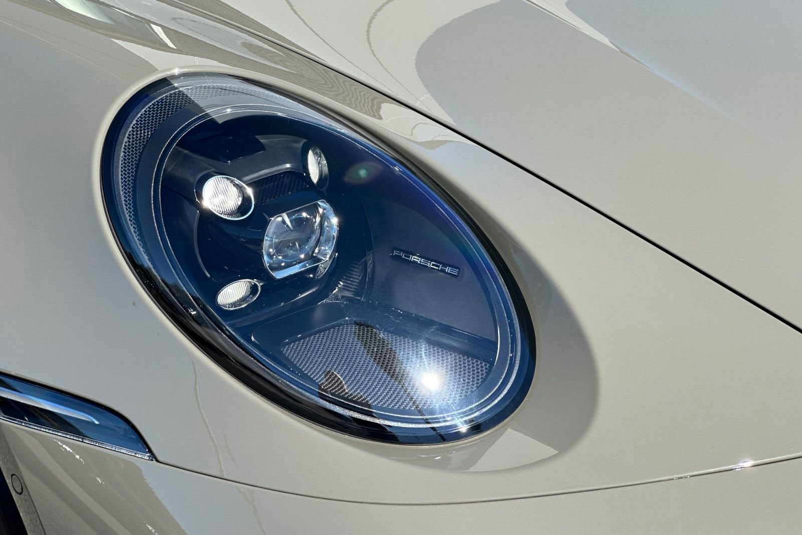 Used 2023 Porsche 911 Targa 4 GTS image 40