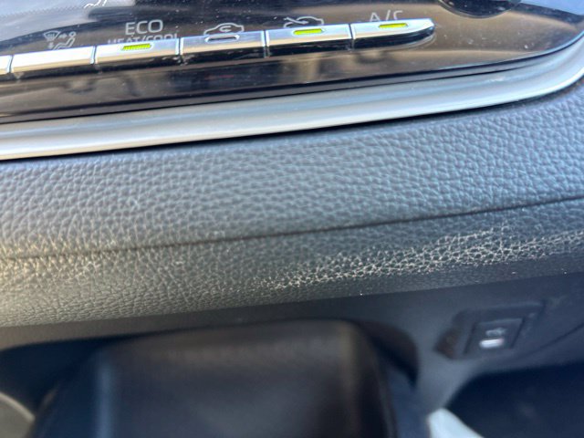 Used 2025 Toyota Corolla LE FWD image 15