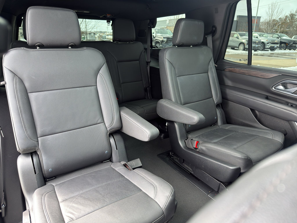 Used 2023 Chevrolet Tahoe Z71 w/ Luxury Package image 47