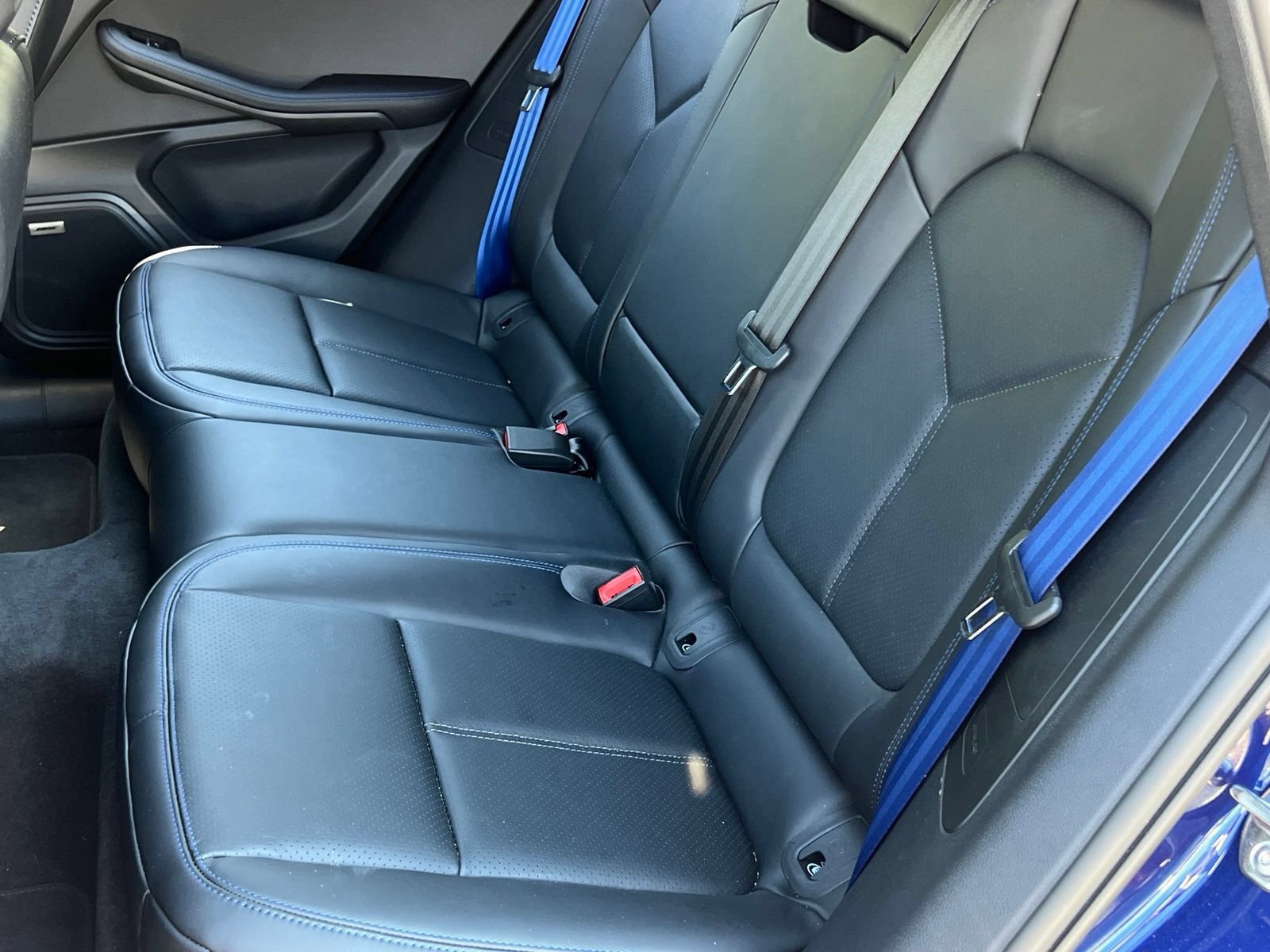 Certified 2026 Porsche Macan GTS AWD/4WD image 16