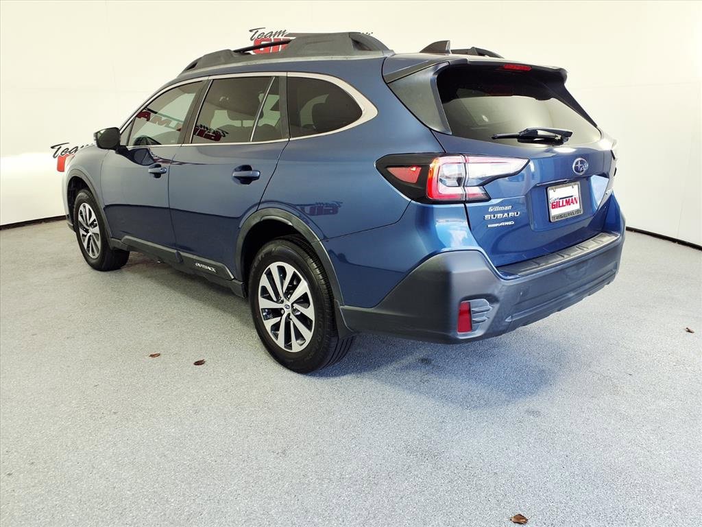 Used 2021 Subaru Outback Premium image 2