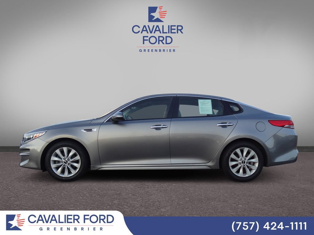Used 2017 Kia Optima EX w/ Premium Package FWD image 4