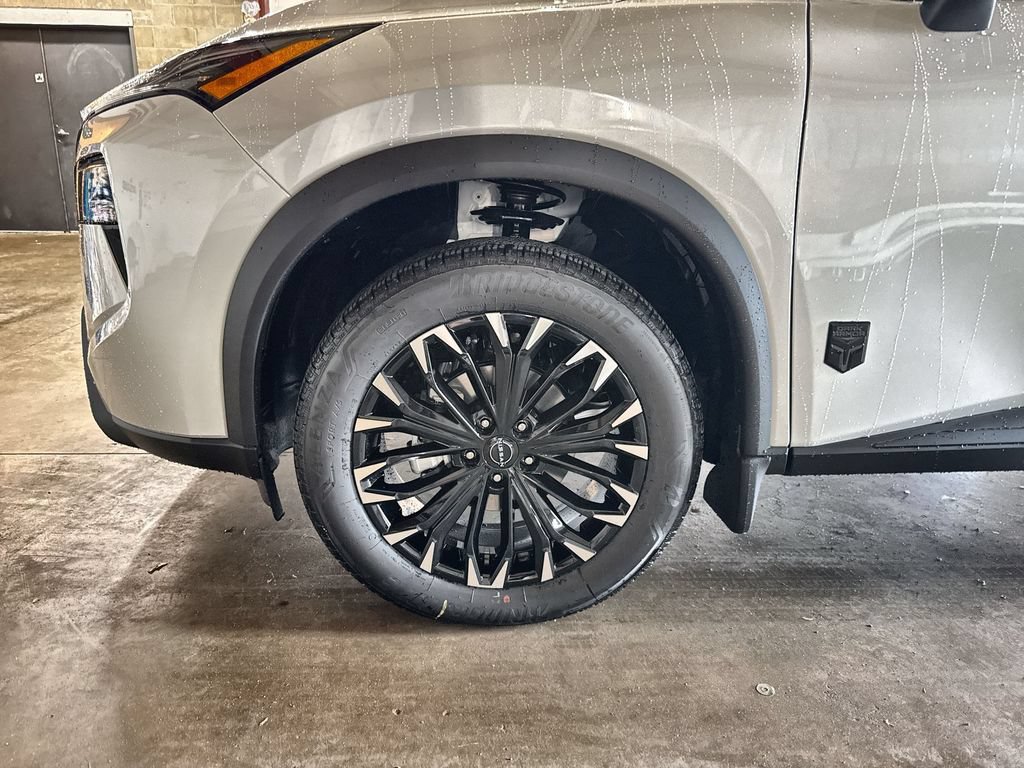 New 2026 Nissan Rogue Dark Armor AWD/4WD image 19