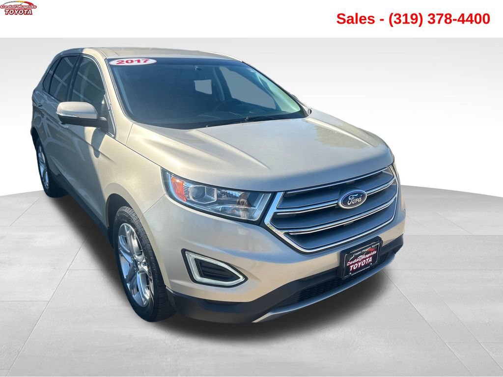 Used 2017 Ford Edge Titanium w/ Technology Package FWD image 9