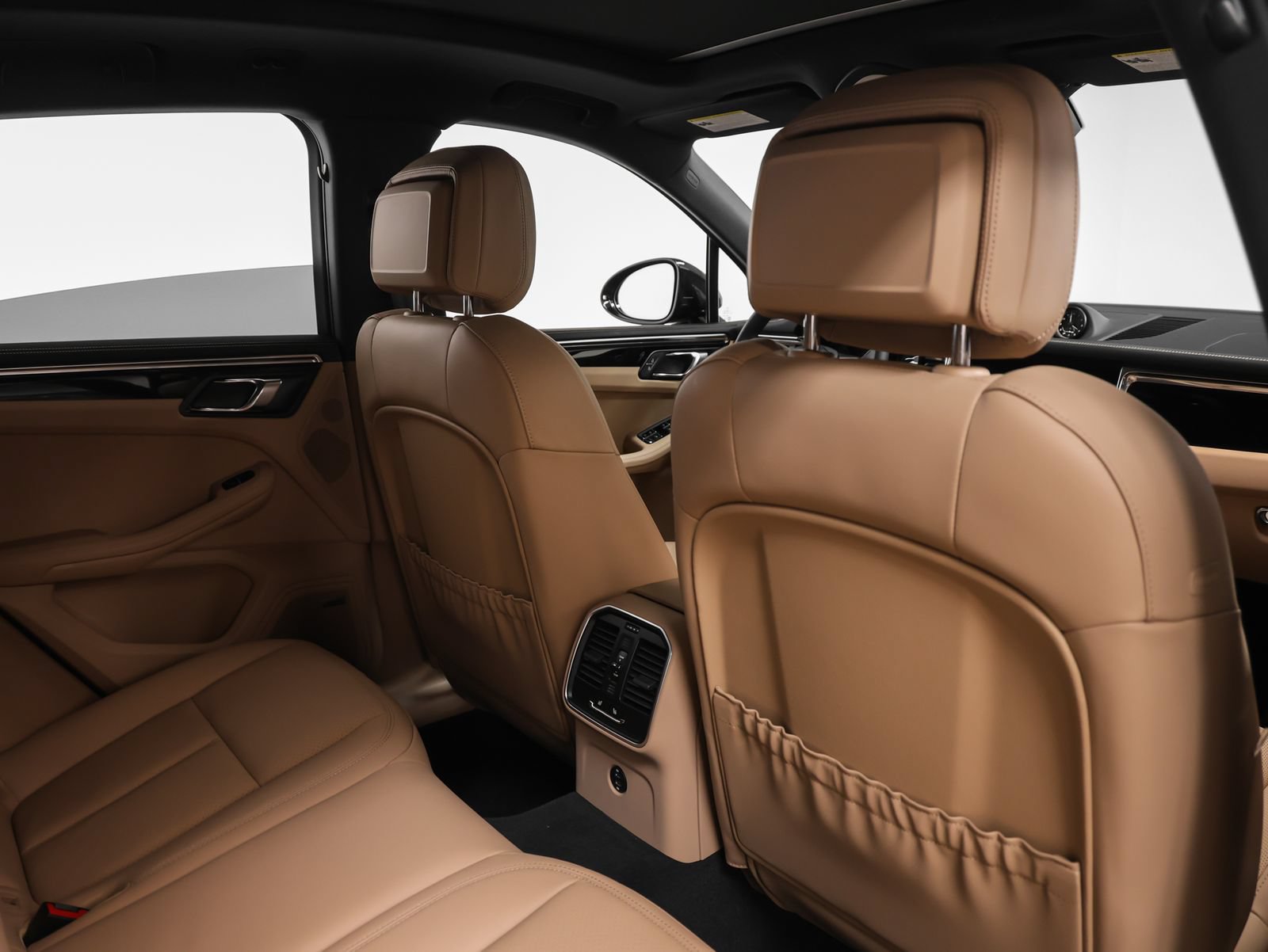 New 2026 Porsche Macan AWD/4WD image 25