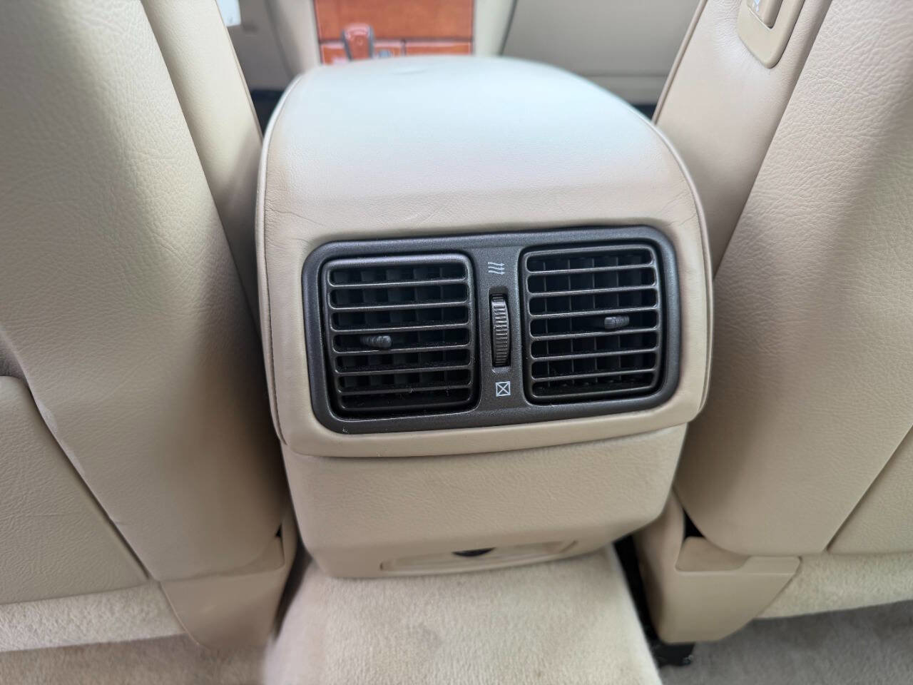 Used 2005 Lexus LS 430 image 33