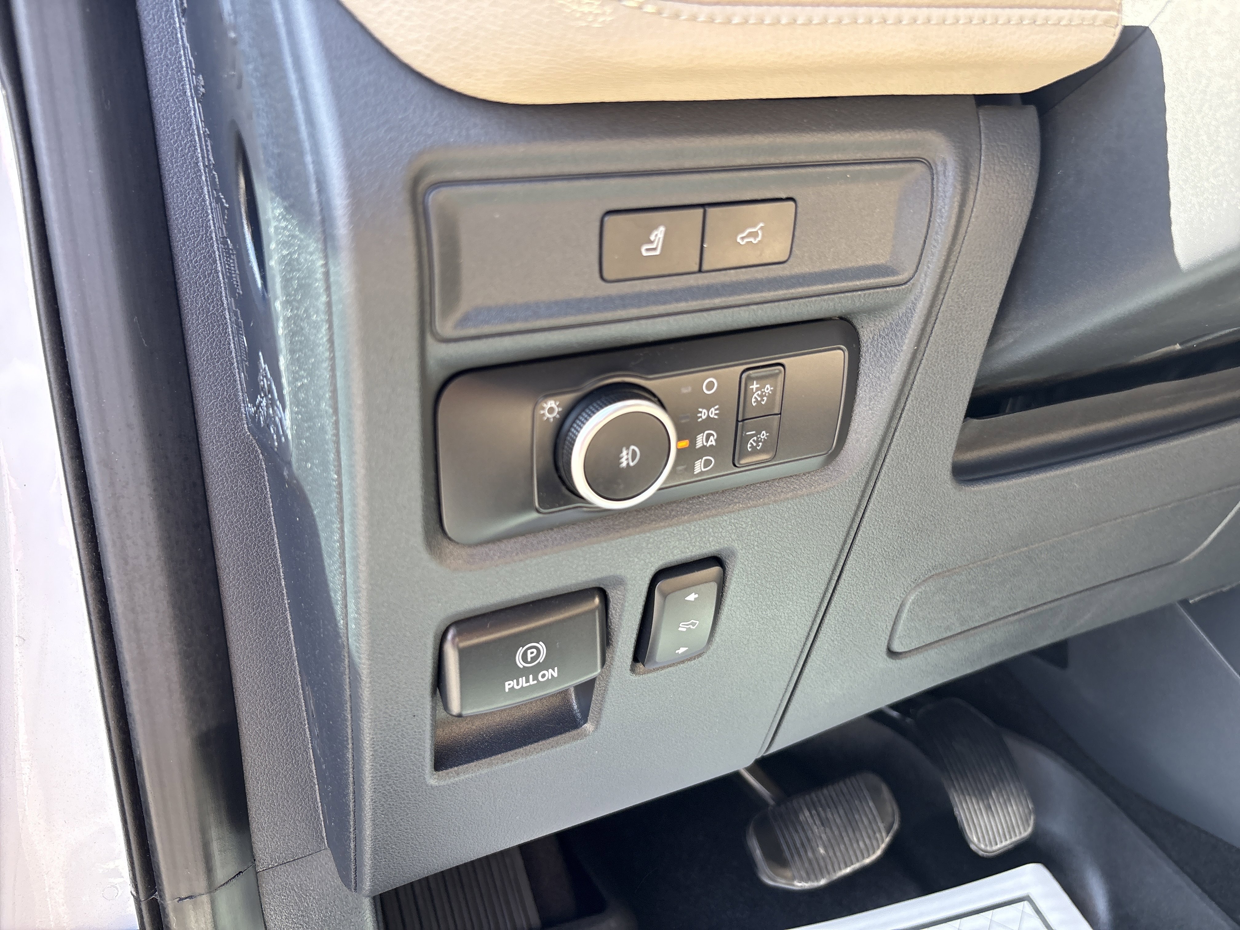 Certified 2022 Ford Expedition Limited AWD/4WD image 22
