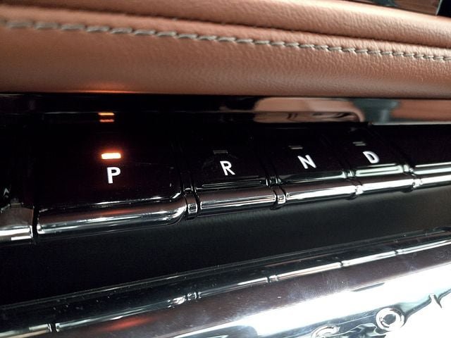 New 2026 Lincoln Aviator Reserve AWD/4WD image 15