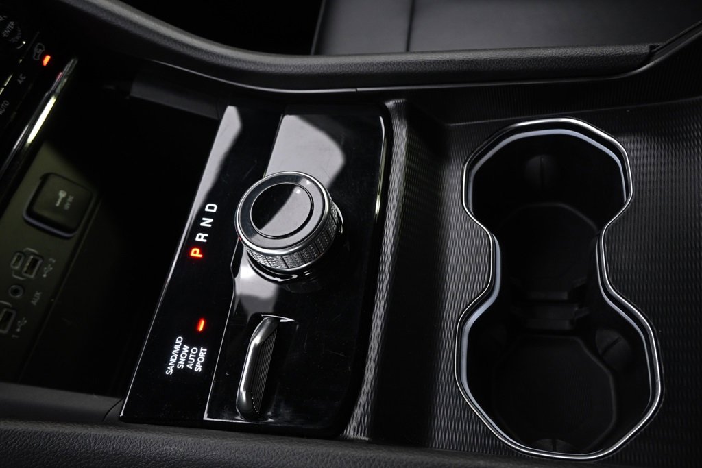 Used 2024 Jeep Grand Cherokee L Limited image 34