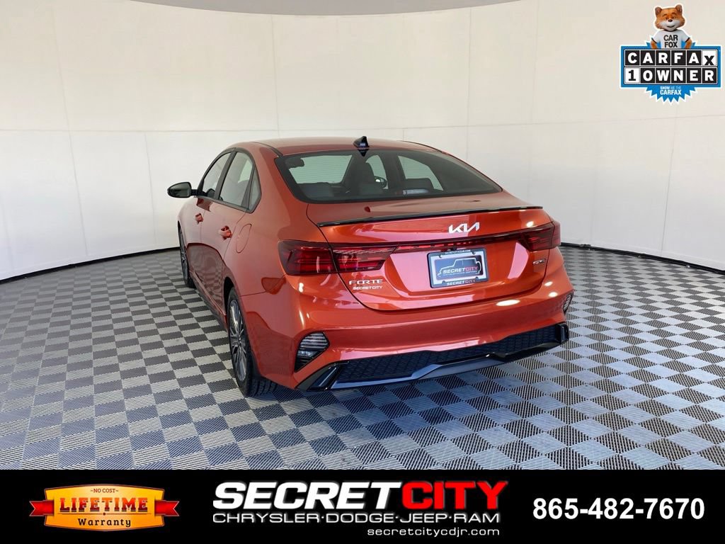 Used 2022 Kia Forte GT-Line w/ GT-Line Premium Package FWD image 5