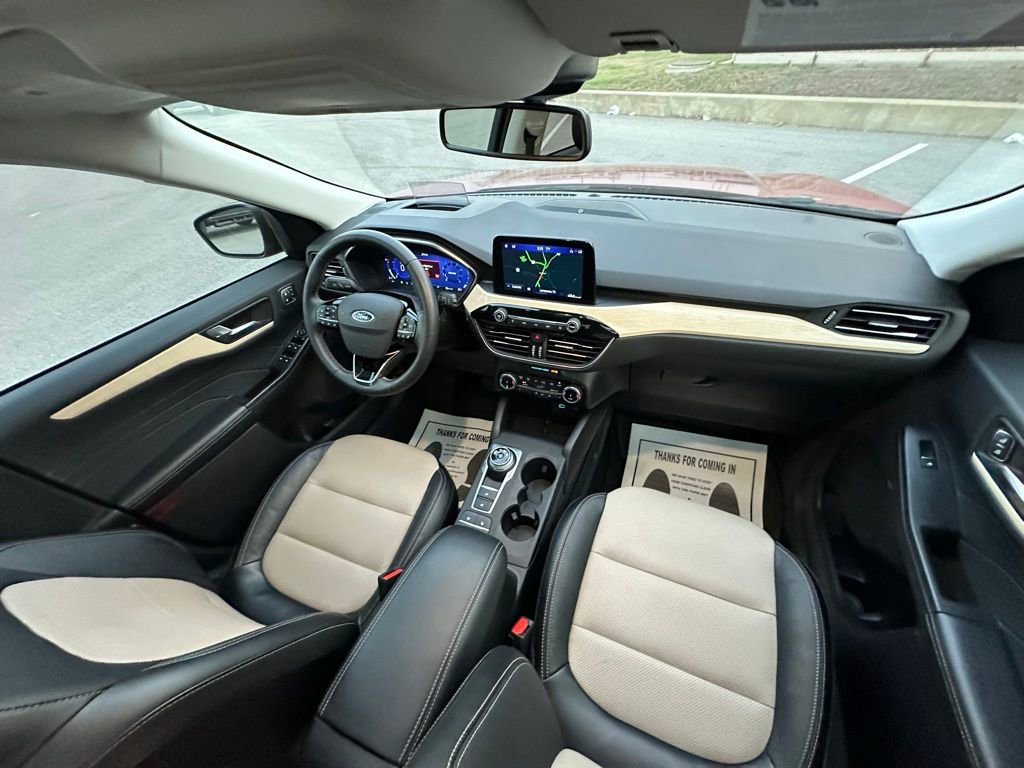 Used 2022 Ford Escape Titanium w/ Titanium Elite Package image 7