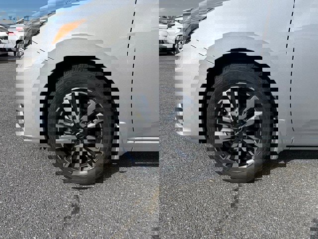 New 2025 Nissan Versa SV w/ Trunk Package image 9