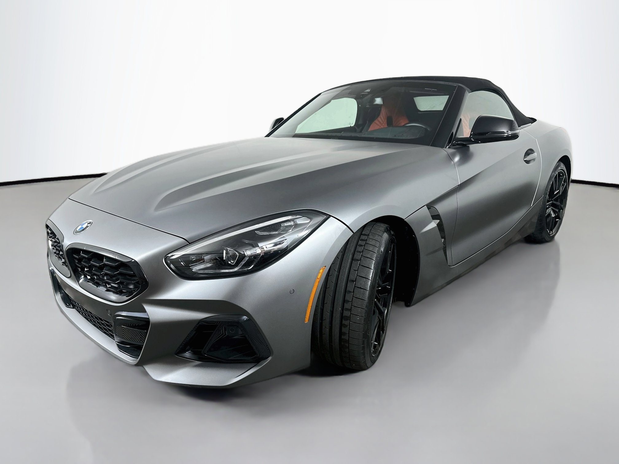 Used 2025 BMW Z4 M40i w/ Premium Package RWD image 3