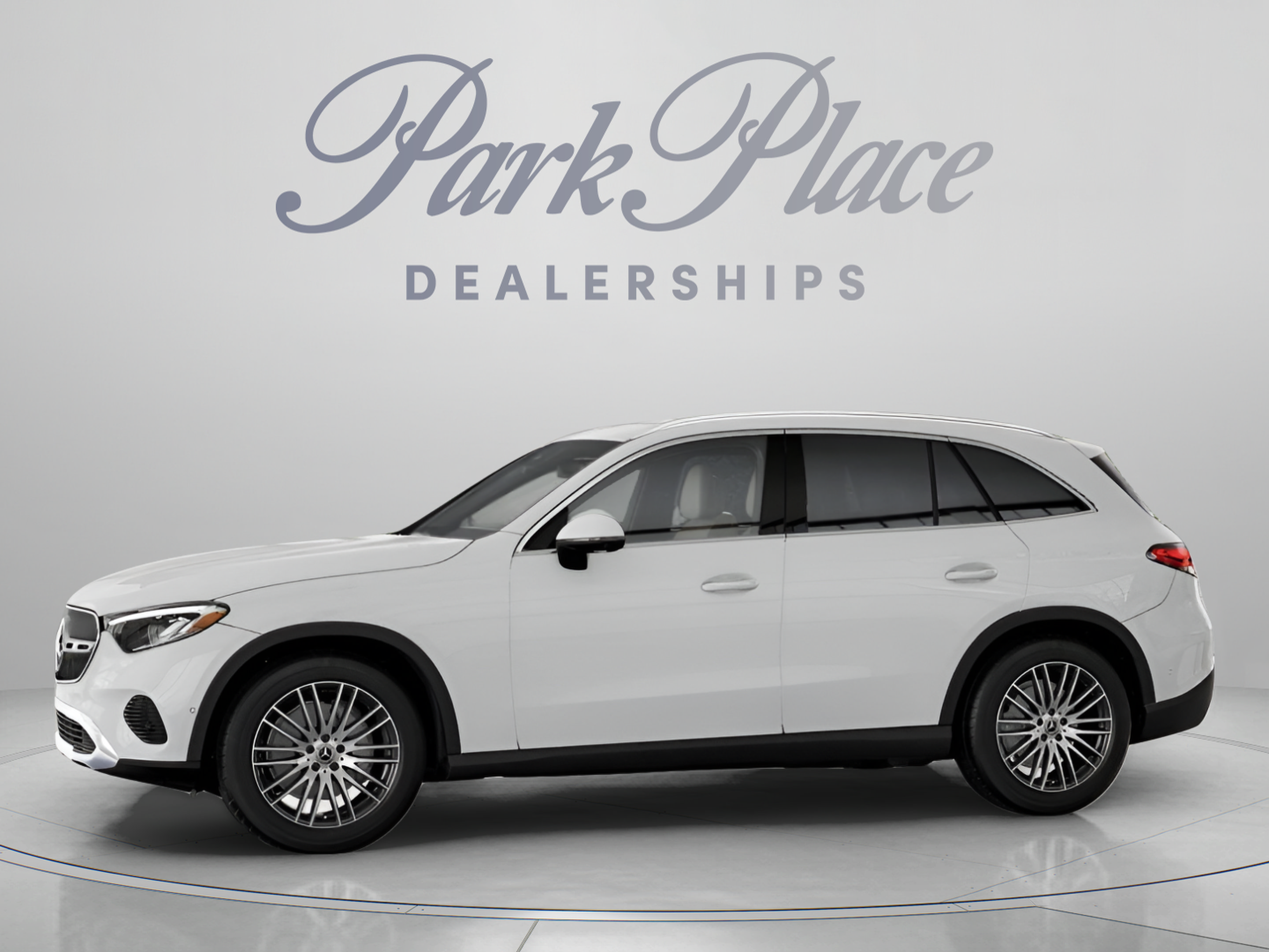 Certified 2026 Mercedes-Benz GLC 300 image 4