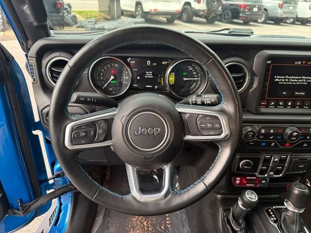 Used 2022 Jeep Wrangler Unlimited Rubicon 4xe w/ Cold Weather Group AWD/4WD image 39
