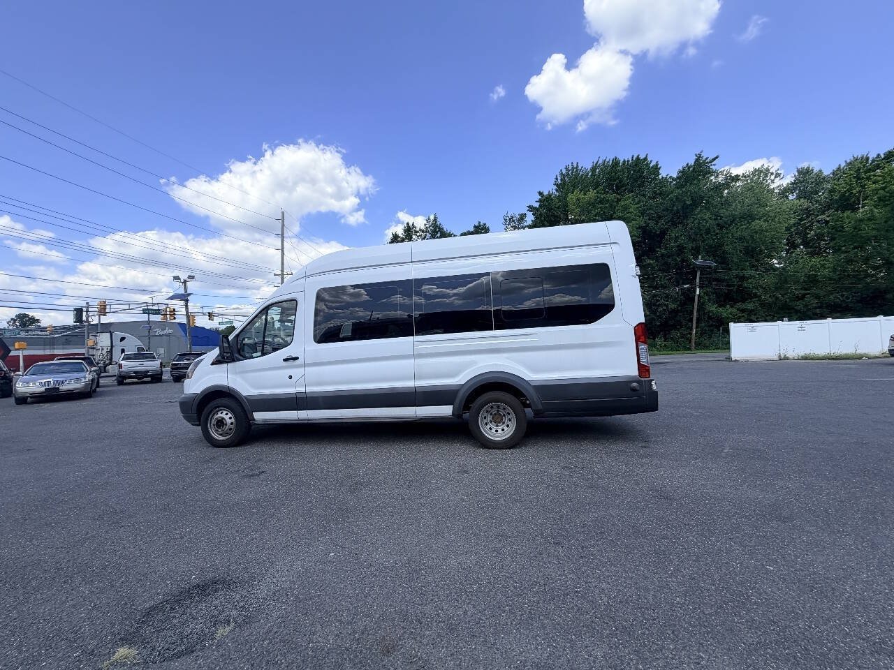 Used 2016 Ford Transit 350 XL RWD image 38