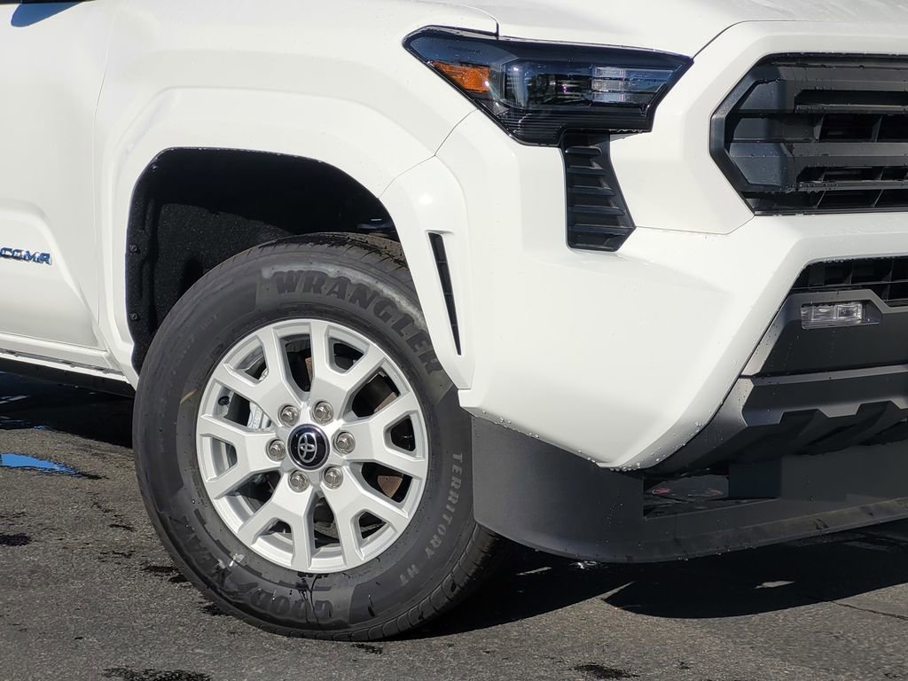 New 2026 Toyota Tacoma SR5 image 3
