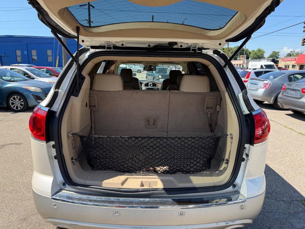 Used 2010 Buick Enclave CXL w/ LPO, Cargo Convenience Pkg AWD/4WD image 14