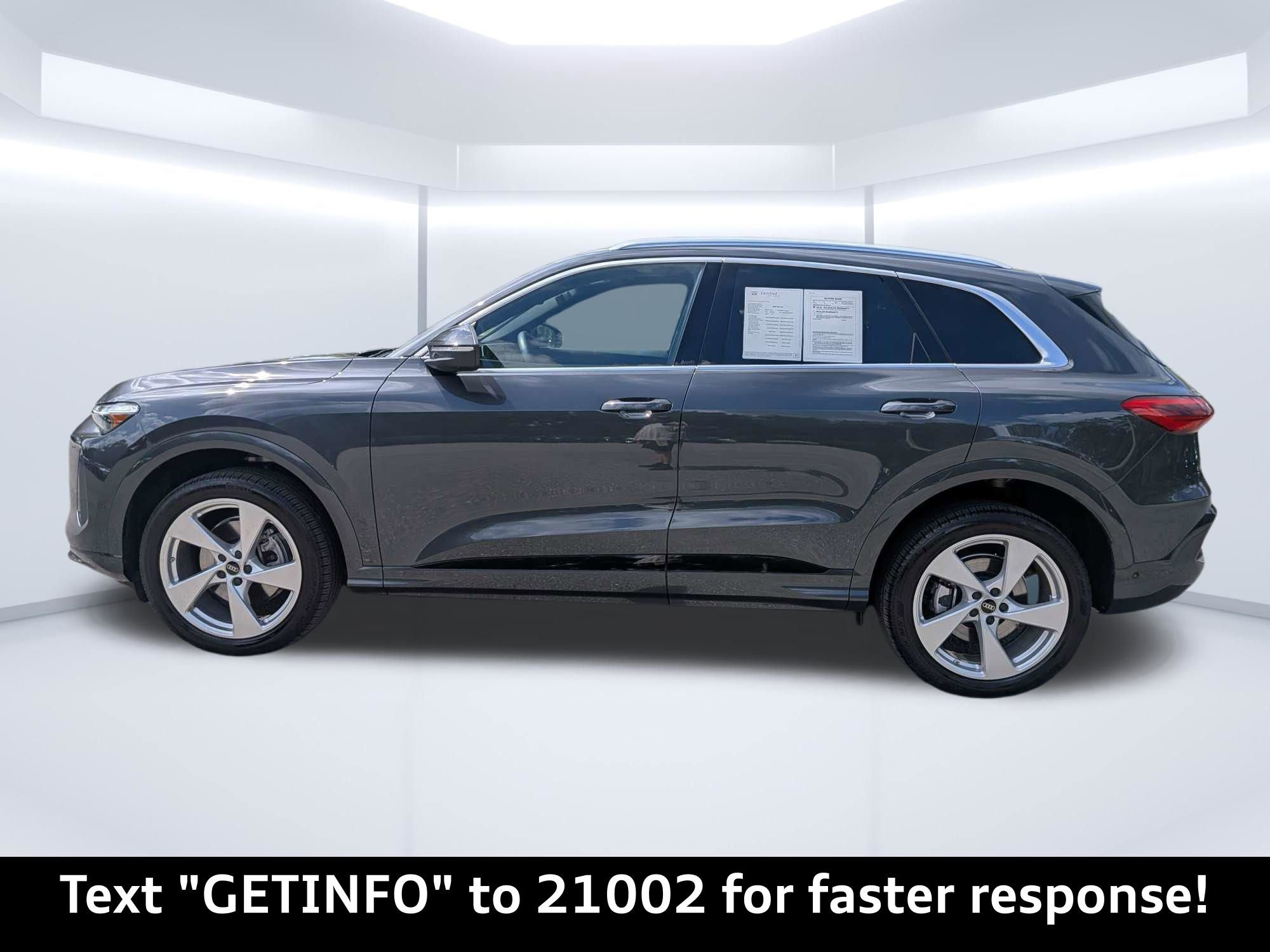 Certified 2025 Audi Q5 Premium AWD/4WD image 6