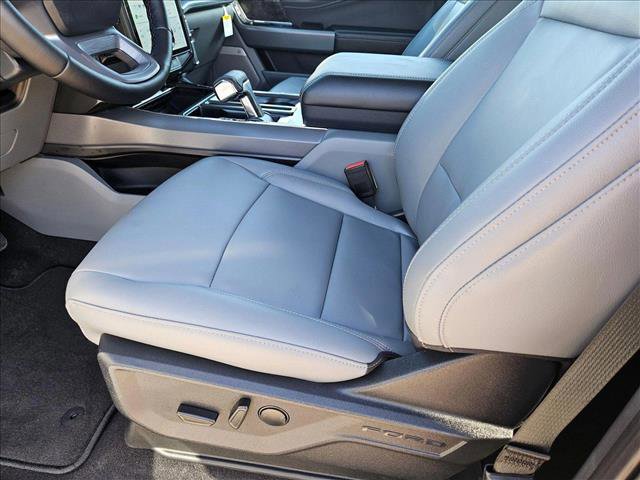 New 2025 Ford F150 Lightning Flash video 4