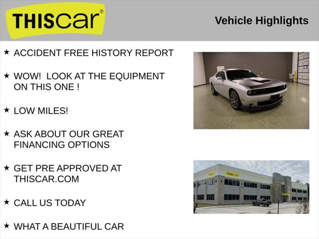Used 2023 Dodge Challenger R/T RWD image 10