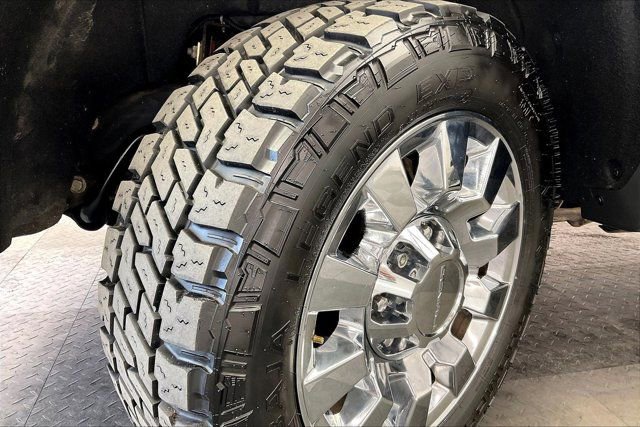 Used 2015 GMC Sierra 2500 Denali w/ Duramax Plus Package image 33