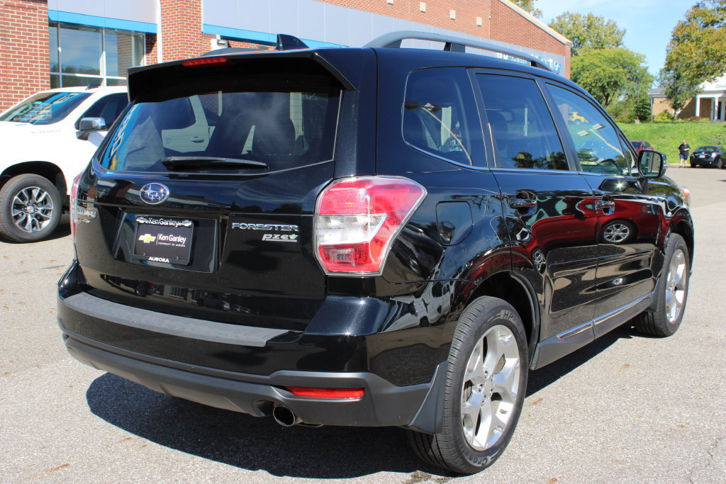 Used 2016 Subaru Forester 2.5i Touring AWD/4WD image 34