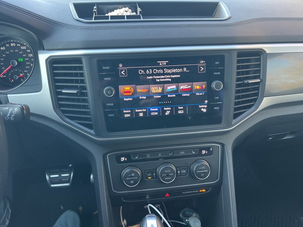 Used 2021 Volkswagen Atlas Cross Sport SE image 11