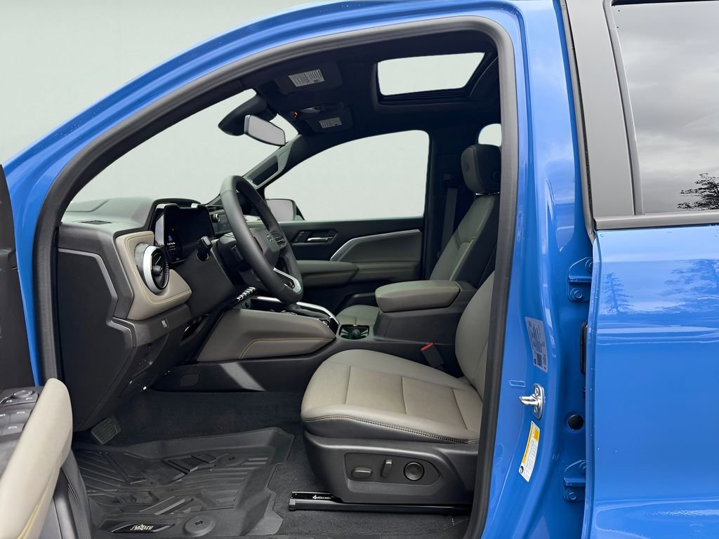 Used 2025 Chevrolet Colorado ZR2 w/ ZR2 Bison Edition AWD/4WD image 17