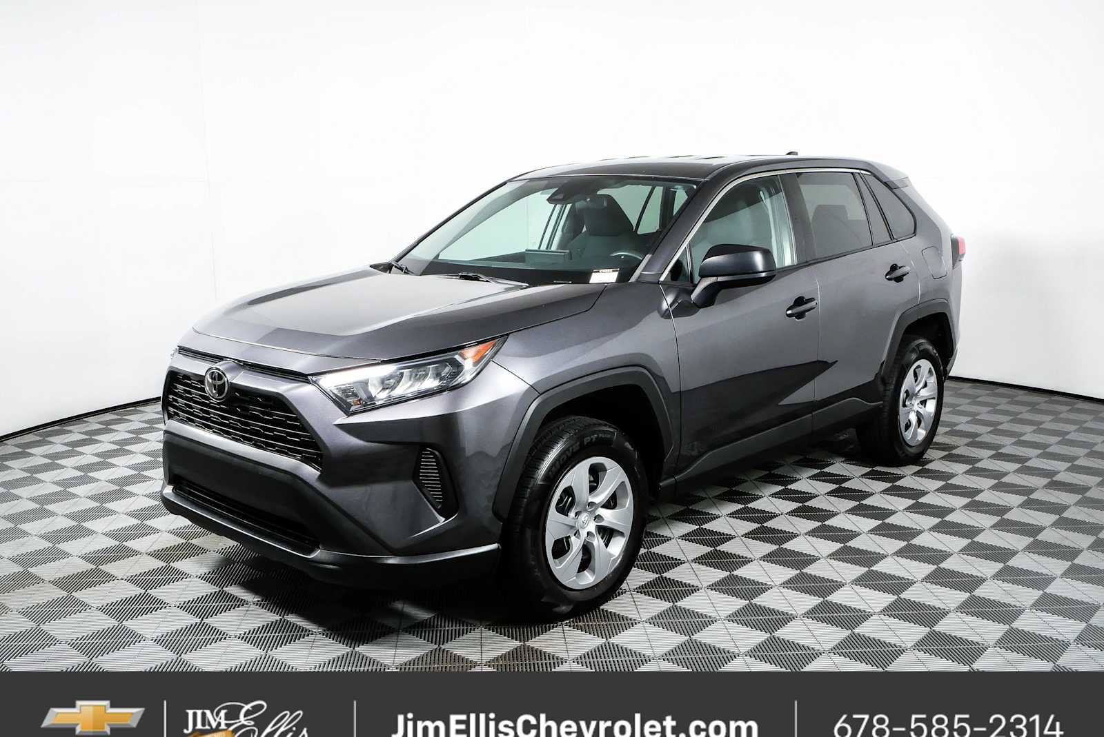 Used 2022 Toyota RAV4 LE FWD image 23