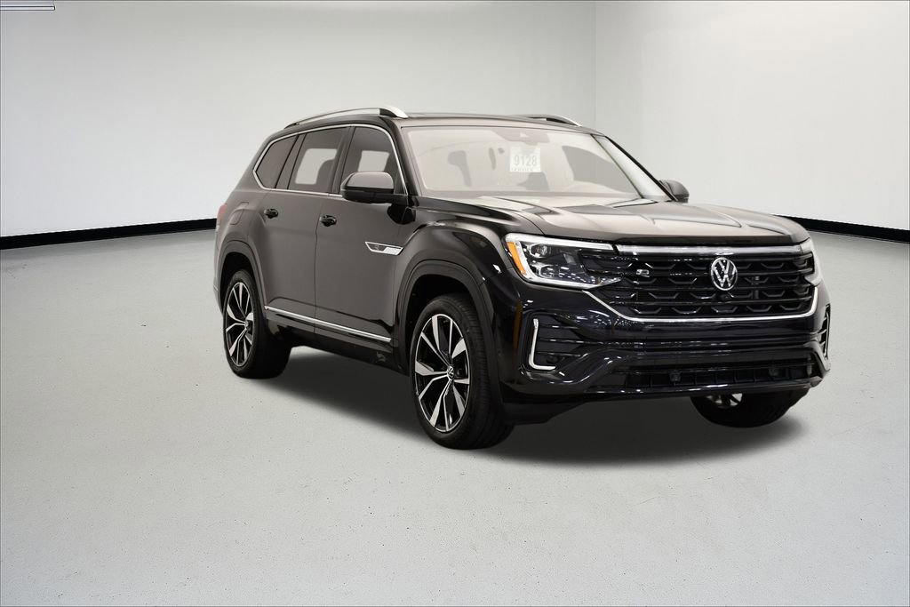 Used 2024 Volkswagen Atlas SEL Premium R-Line image 7