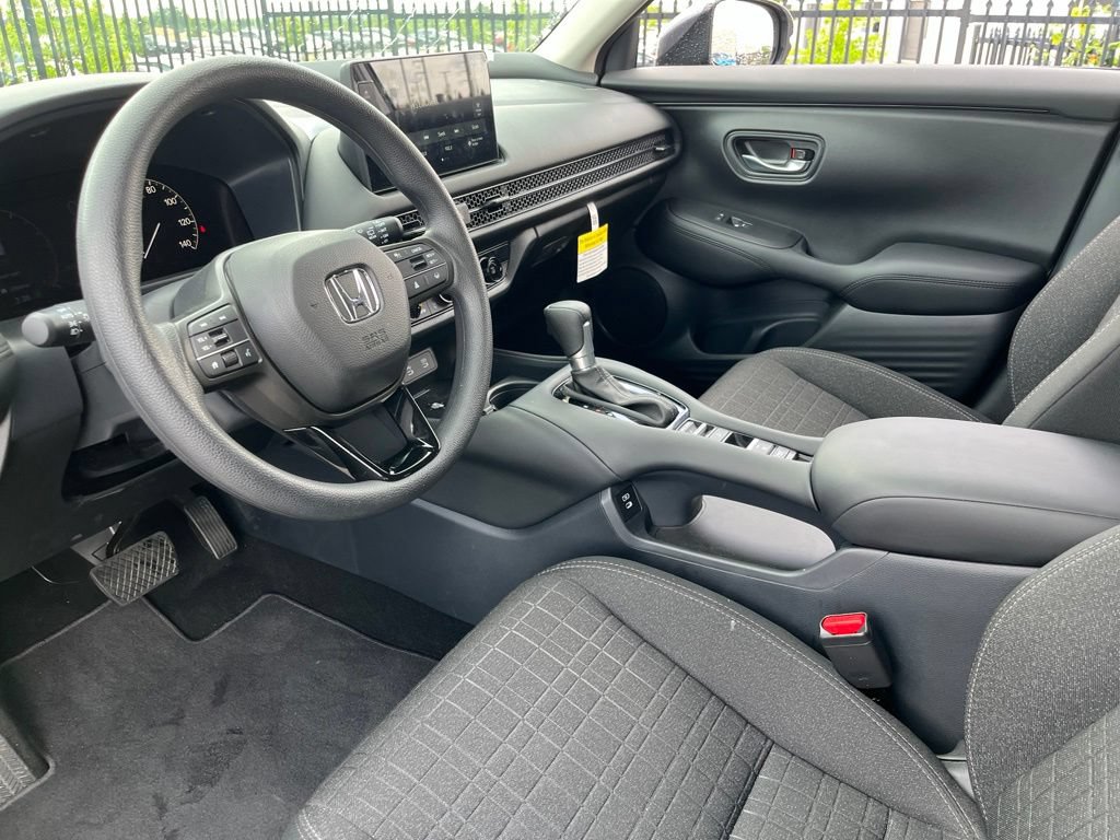Certified 2026 Honda HR-V LX image 17