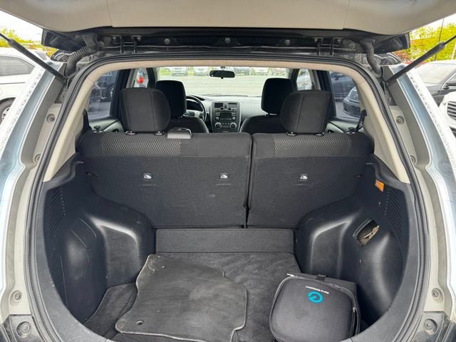 Used 2014 Nissan Leaf S w/ Charge Package FWD image 17