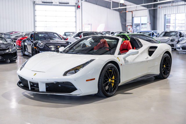 Used 2018 Ferrari 488 Spider image 2