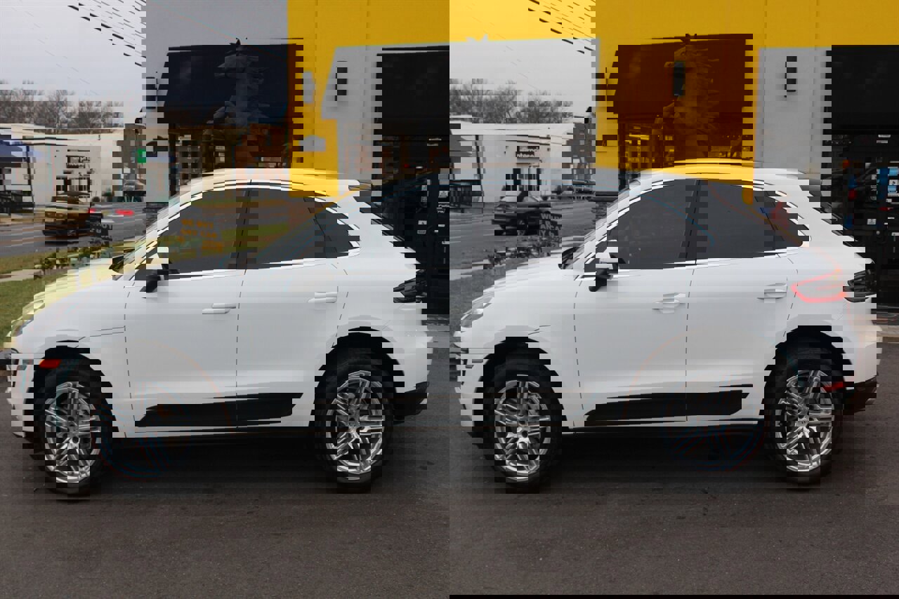 Used 2016 Porsche Macan S image 21