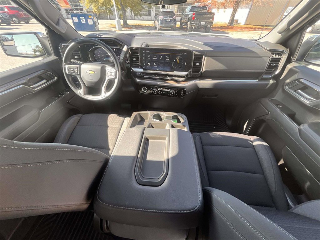 Used 2023 Chevrolet Silverado 1500 LT image 18