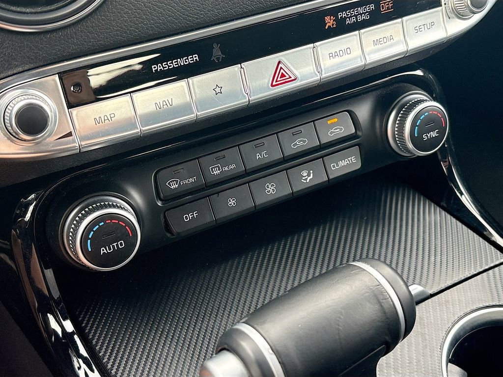 Used 2023 Kia Stinger GT-Line w/ Sun & Sound Package AWD/4WD image 16