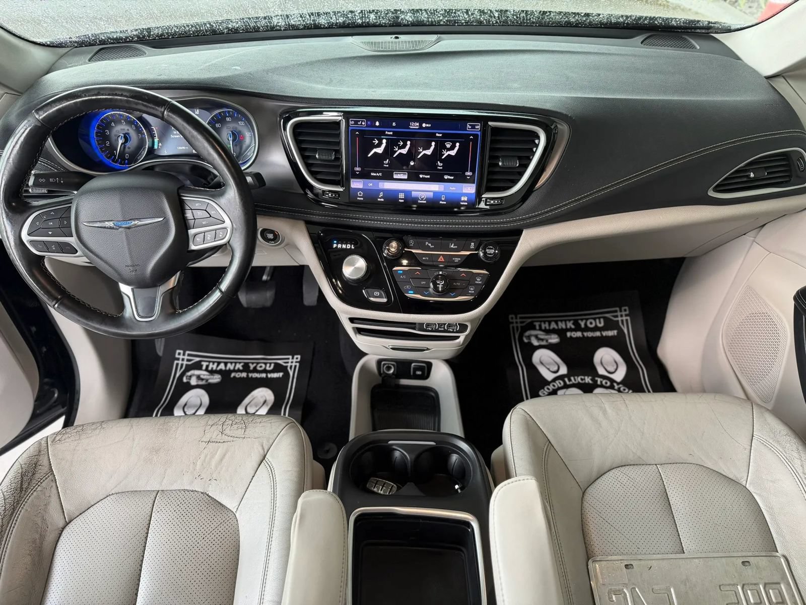 Used 2021 Chrysler Pacifica Touring-L FWD image 17