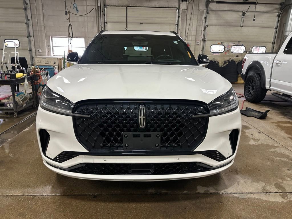 Used 2025 Lincoln Aviator Reserve w/ Equipment Group 201A AWD/4WD image 15