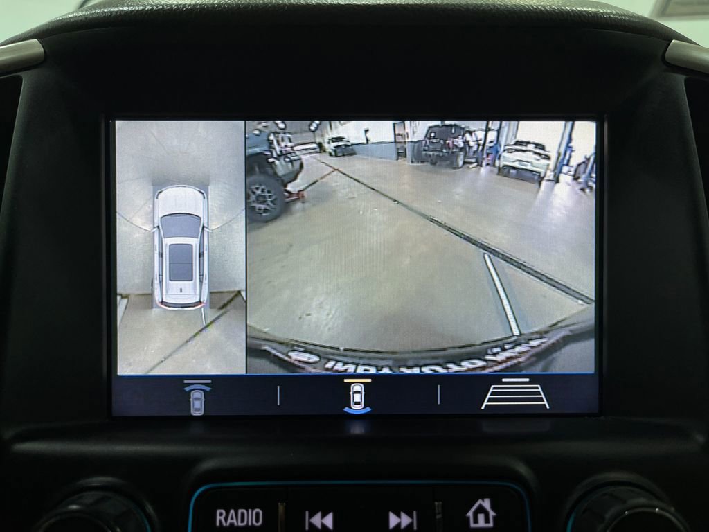 Used 2018 GMC Terrain Denali w/ Advanced Safety Package image 11