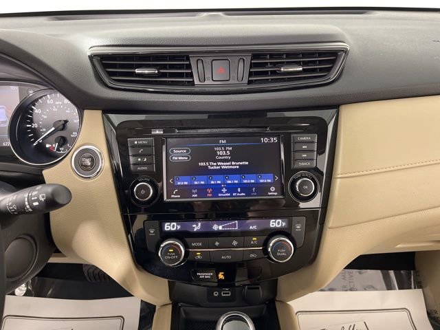 Used 2020 Nissan Rogue SV image 24