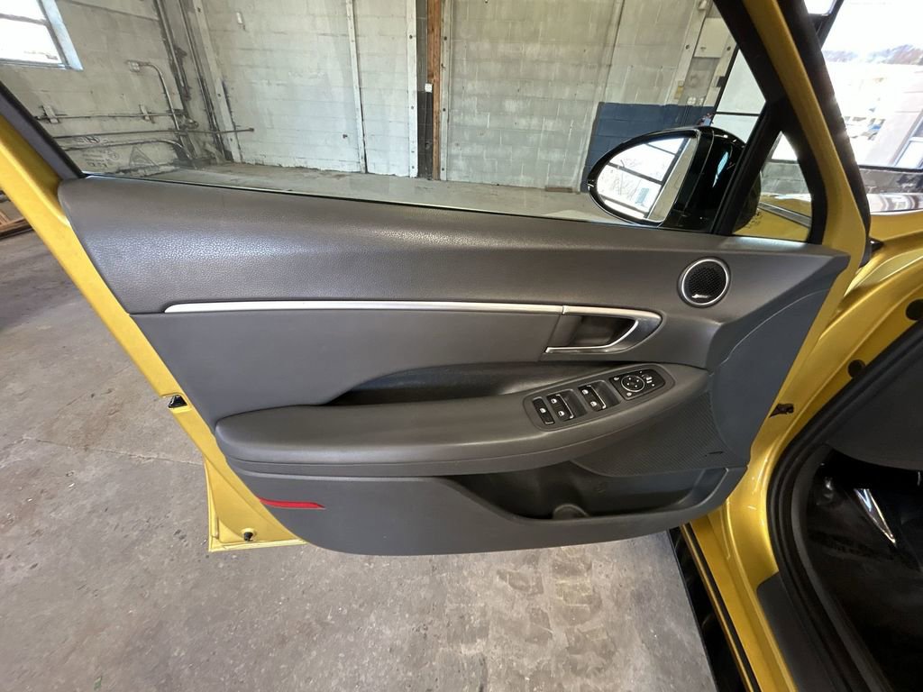 Used 2020 Hyundai Sonata SEL Plus w/ Tech Package image 13