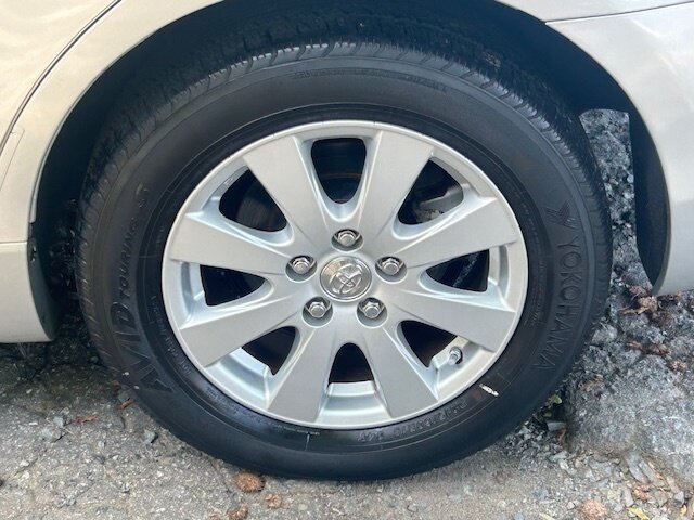 Used 2007 Toyota Camry XLE FWD image 29