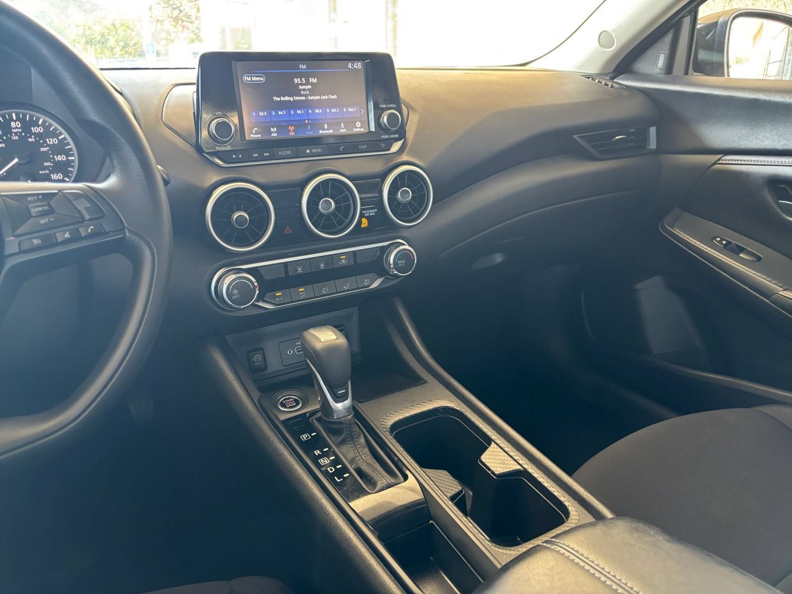 Used 2025 Nissan Sentra S FWD image 39