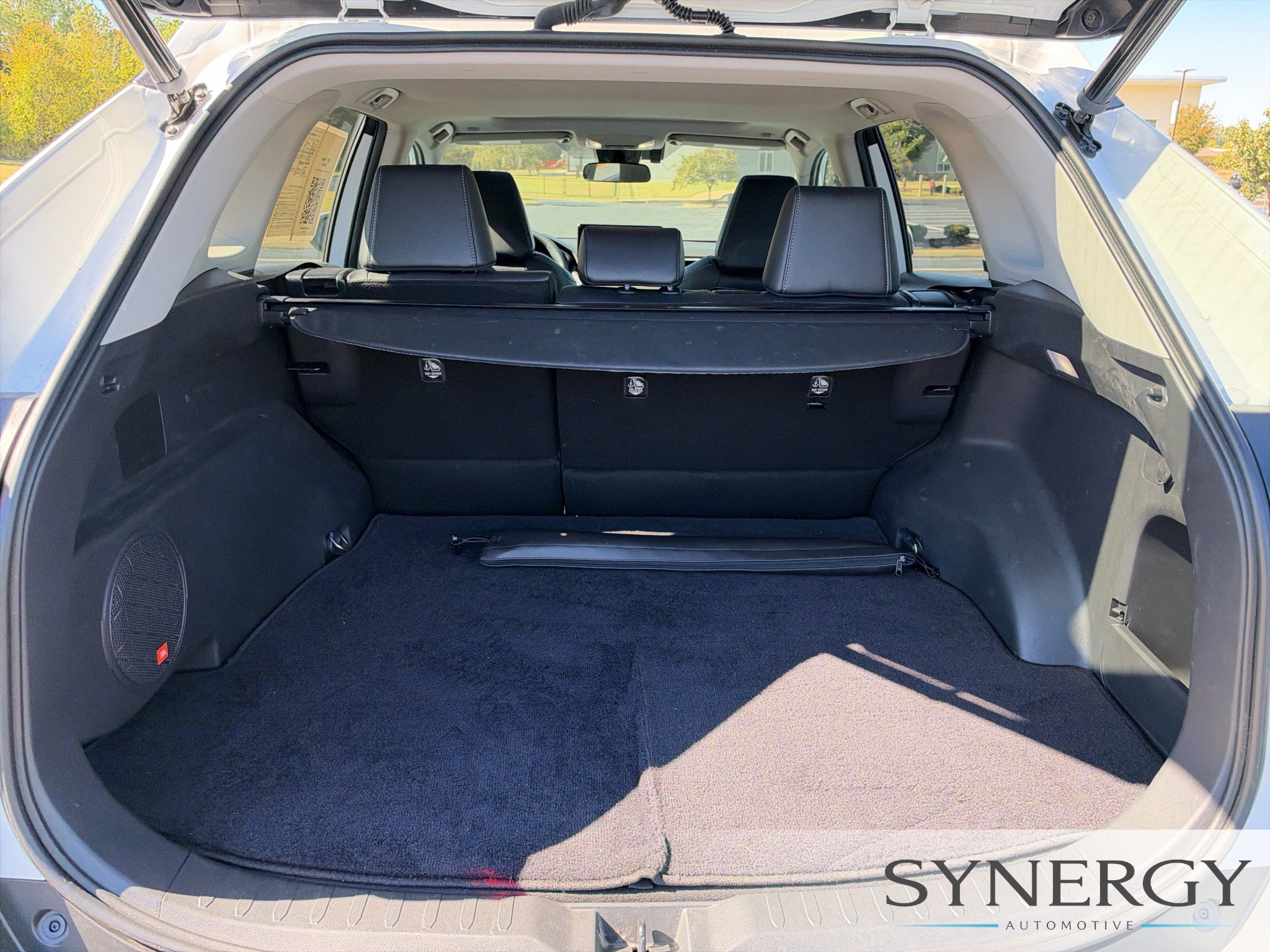 Used 2023 Toyota RAV4 XLE Premium FWD image 15