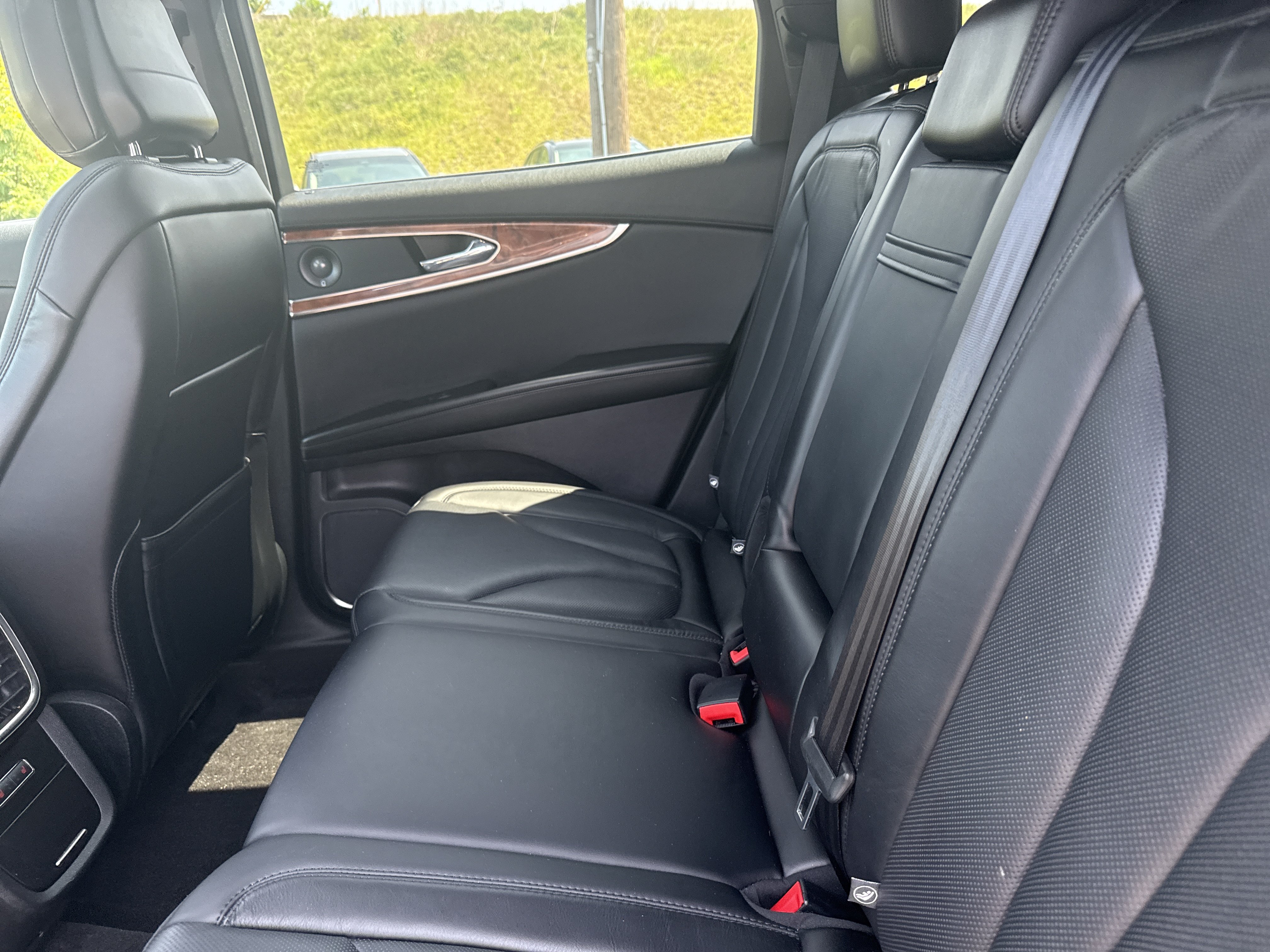 Used 2020 Lincoln Nautilus Reserve AWD/4WD image 13