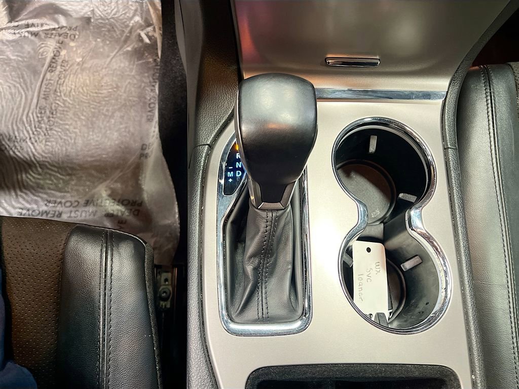 Used 2021 Jeep Grand Cherokee Laredo X AWD/4WD image 17