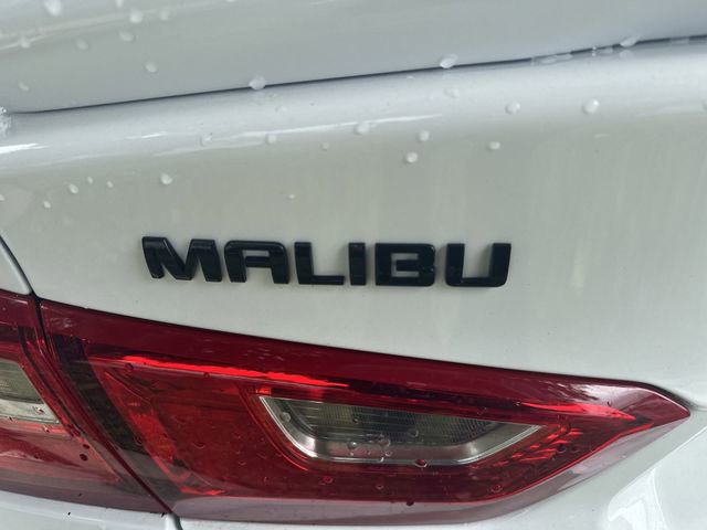 Used 2023 Chevrolet Malibu RS FWD image 4